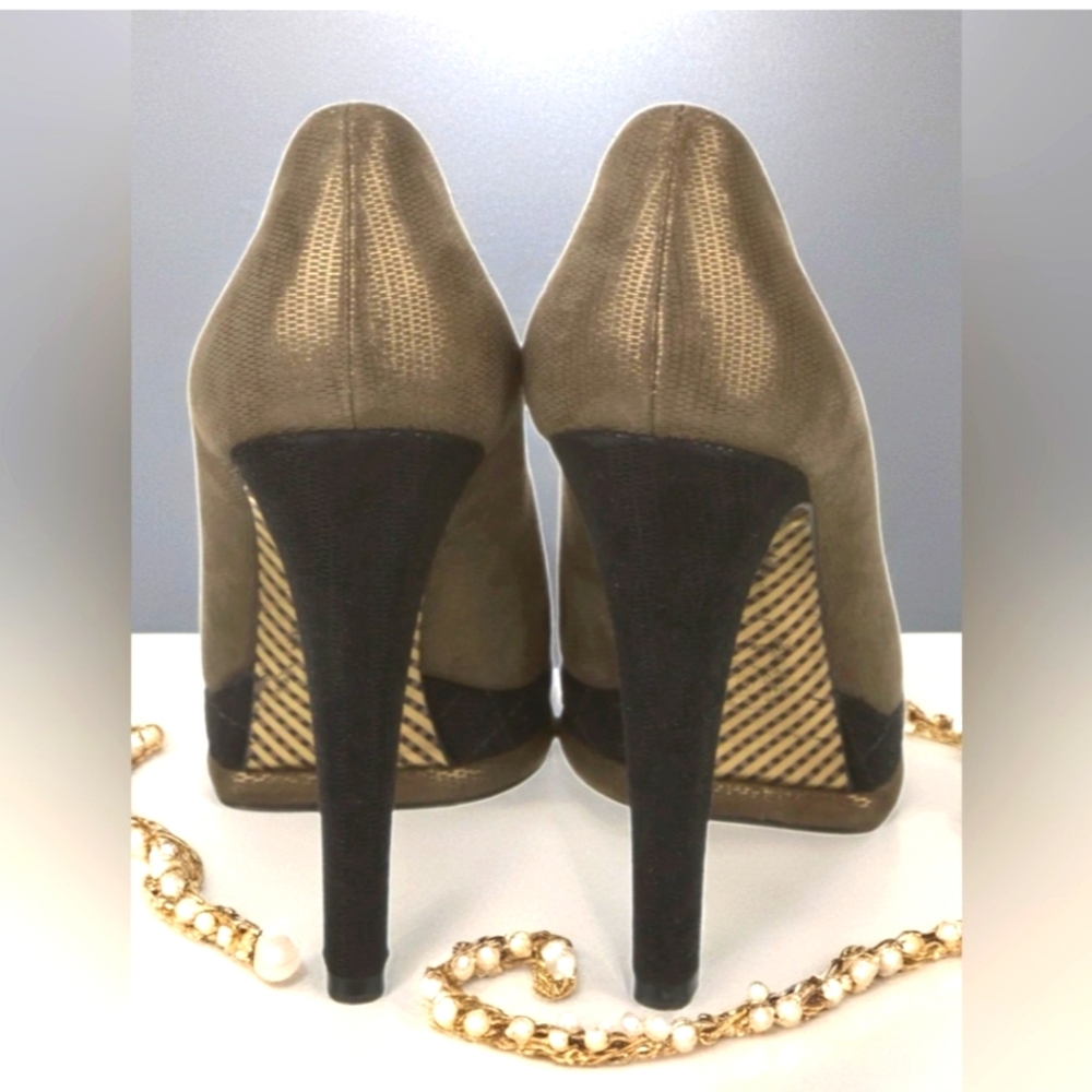 Chanel Women's Two-Tone Heels - Picture 5 of 6
